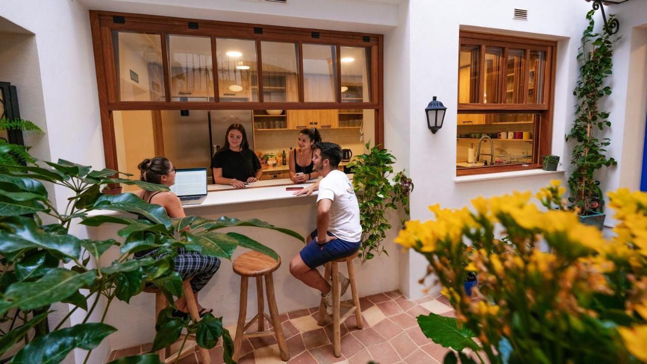 Veranera Hostel Estepona Exterior photo